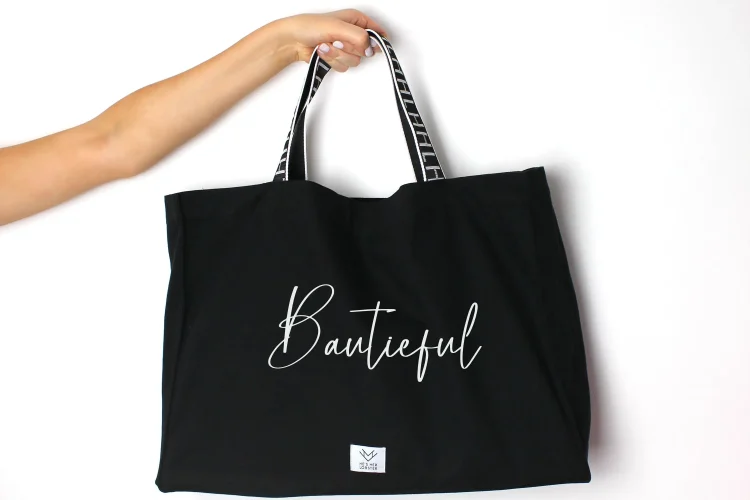 Elegant Script Font